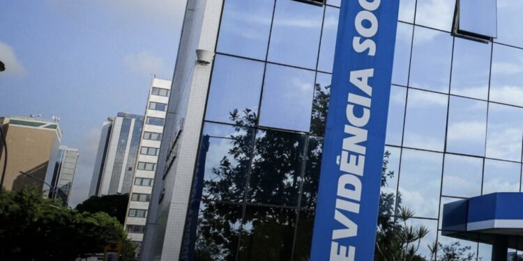 Governo prorroga até fevereiro de 2026 prazo para devolução de descontos indevidos do INSS