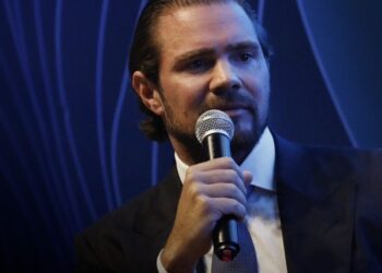 Banco Central liquida Banco Master e PF prende controlador por esquema fraudulento